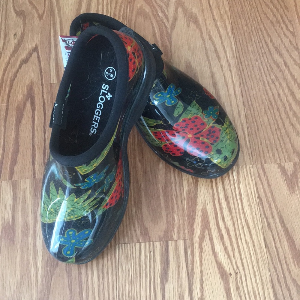 Sloggers garden shoes